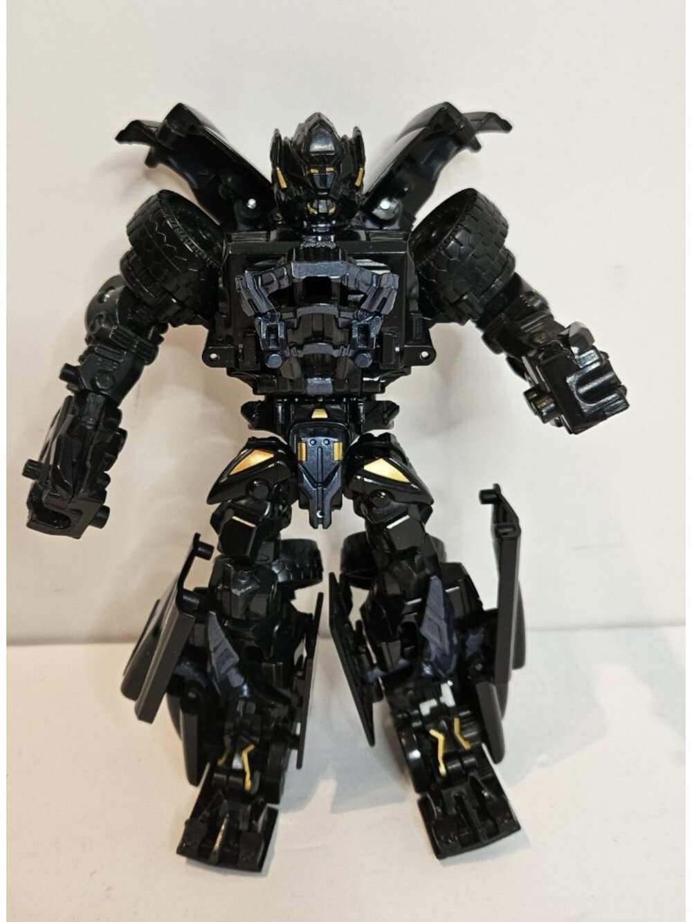 IRONHIDE Premium Series Transformers Movie 2007 Voyager Class * Incompete